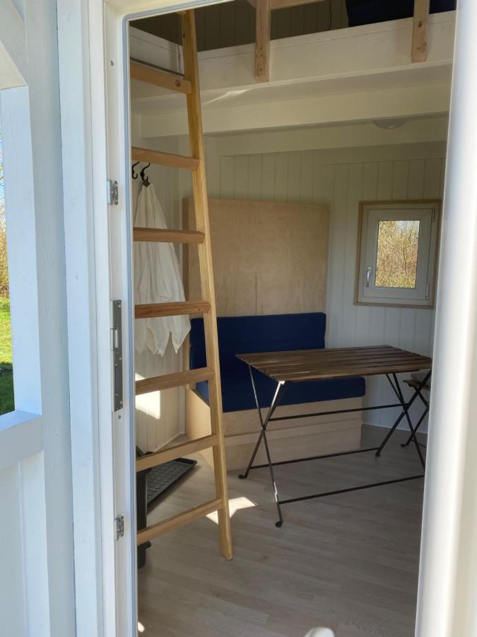 Kroghs Tiny Houses - Hyttebyen Гриндстед Екстериор снимка