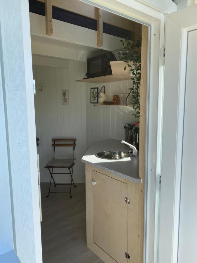 Kroghs Tiny Houses - Hyttebyen Гриндстед Екстериор снимка