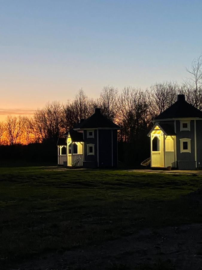 Kroghs Tiny Houses - Hyttebyen Гриндстед Екстериор снимка